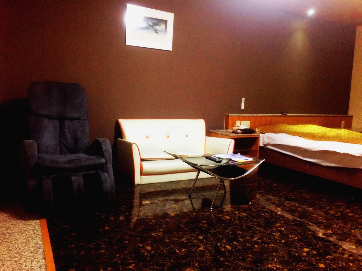 Hotel One Love (Adults Only) Осака Экстерьер фото