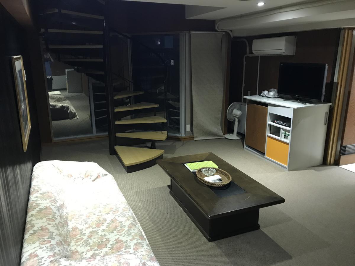 Hotel One Love (Adults Only) Осака Экстерьер фото